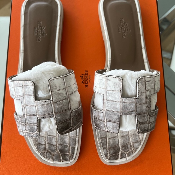 Hermes White Himalaya Oran Sandals - Picture 3 of 12